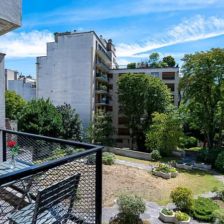 Trendy ,quit And Chic Appartement